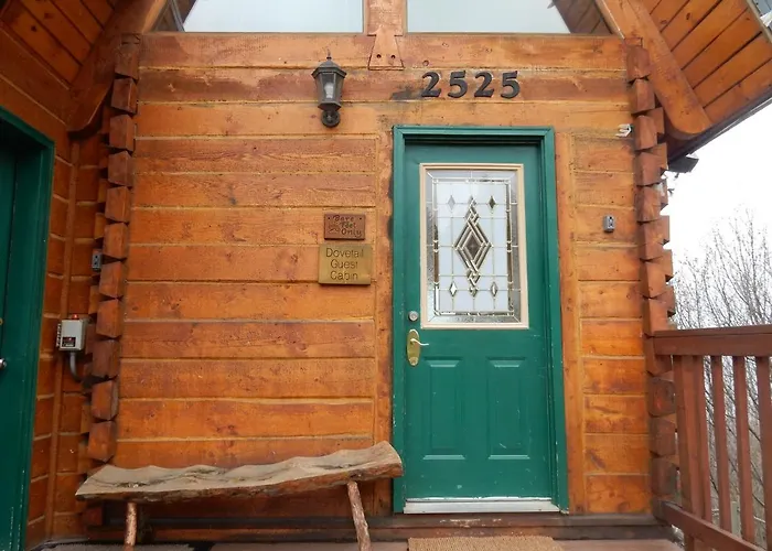 Alaska Adventure Cabins